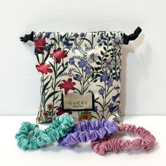 Brand new Gucci exclusive bundle - Picture 2 of 15